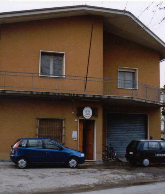 Furti riusciti e tentati Il bottino è di soli 15 euro 