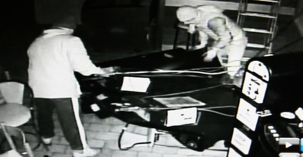 Assaltarono il bar Laura Preso uno dei rapinatori 
