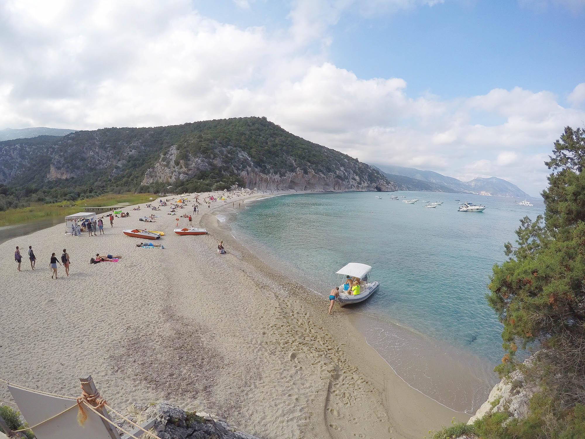 Dorgali, in salvo cinque turisti lituani dispersi a Cala Luna