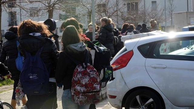 La difesa delle presunte bulle: insultate e aggredite