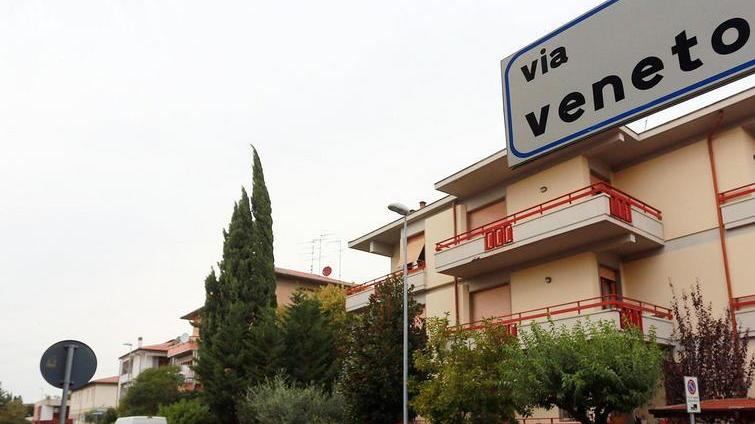 Via Veneto dove è avvenuto il tentativo di truffa (Foto Agenzia Carlo Sestini)
