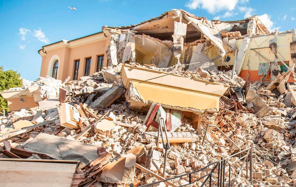 Il regalo della città a due sorelle 