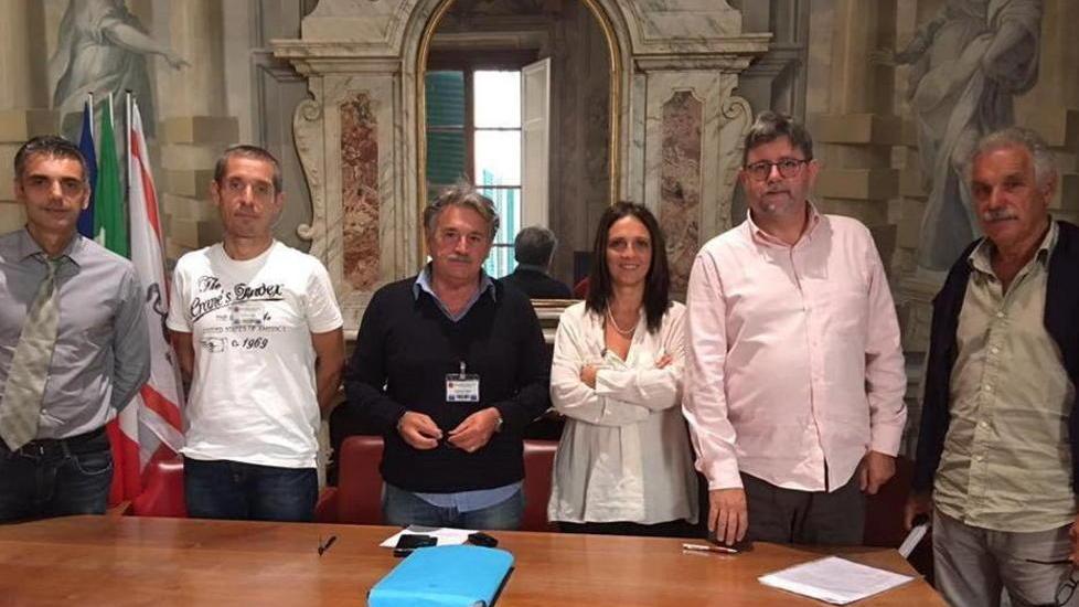 Il comitato No Gaia porta la sua protesta in consiglio regionale