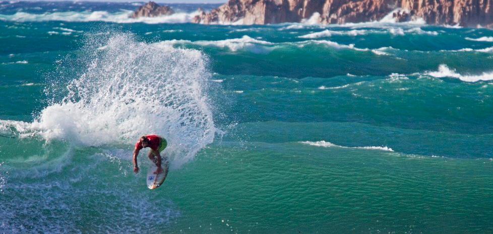 Sardegna, ondeggiante paradiso del surf 