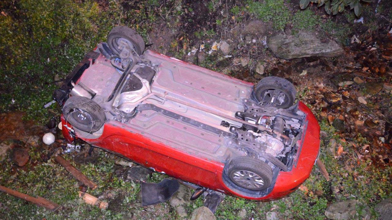 L'auto finita nel rio