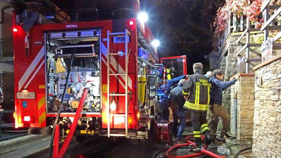 Muore a 28 anni nell’incendio della casa