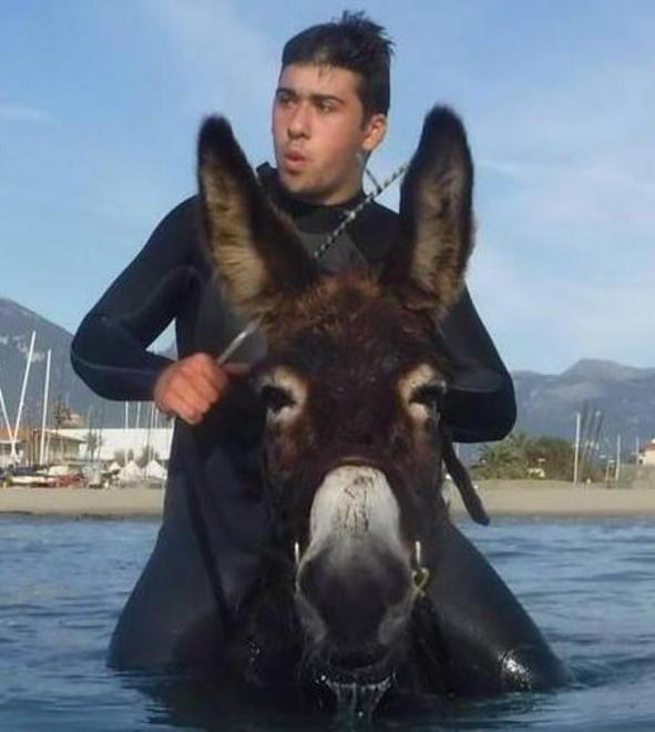 Bacino rotto per il fantino del Palio 