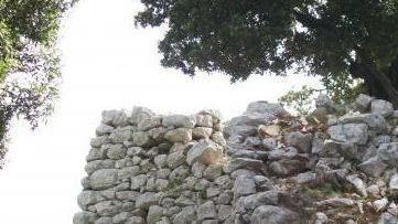 Restuari nel nuraghe Coa ’e Serra