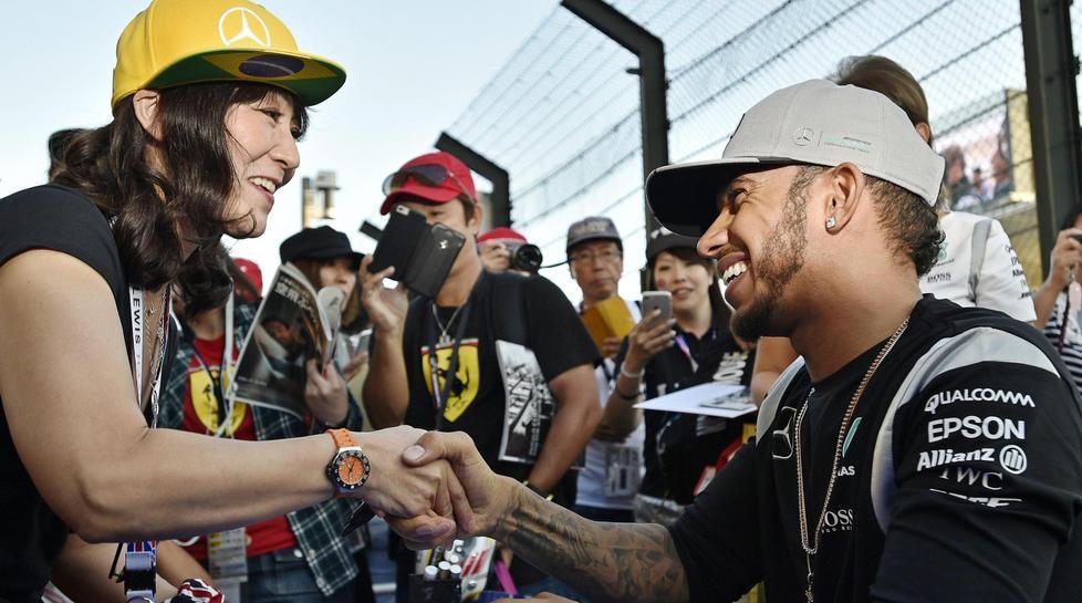 F1, il circus in Giappone Hamilton e la rimonta: «Credo nella squadra»