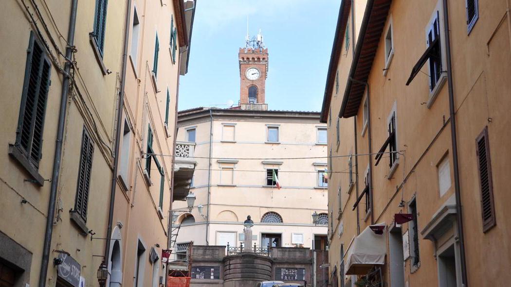 Il municipio di Castagneto Carducci