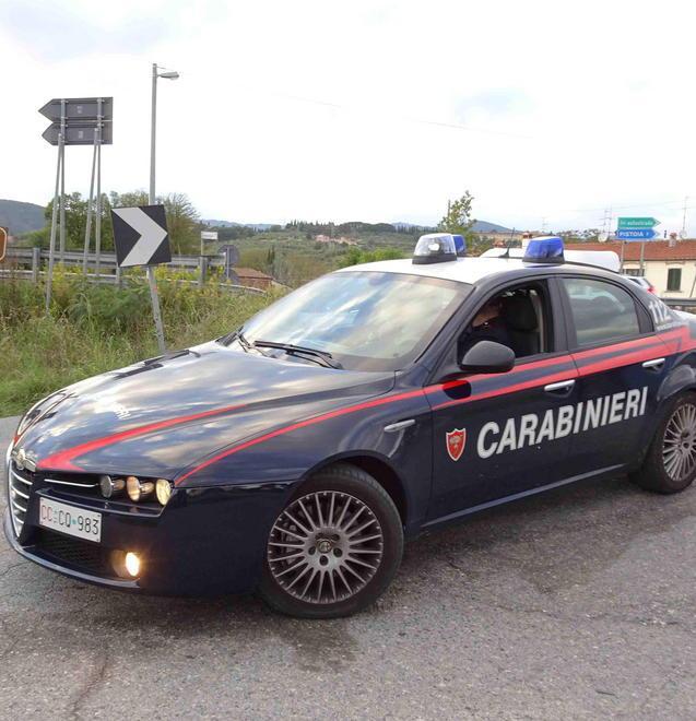 «Mi hanno rapinato» L’allarme di un corriere