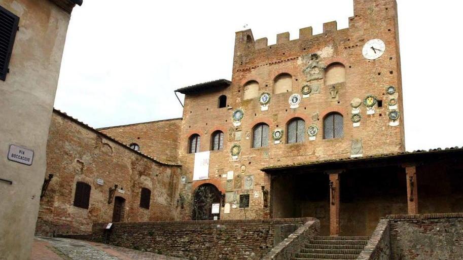 Spiragli su palazzo Pretorio