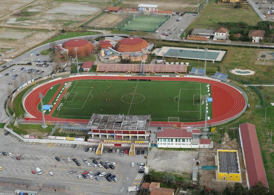 I granata vogliono uno stadio nuovo 