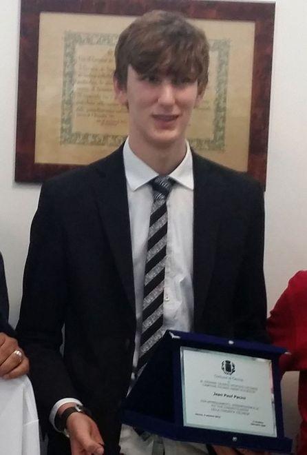 Il Comune premia il talento delle bocce Jean Paul Pacini