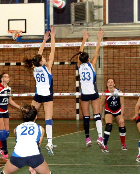 Già in campo le ragazze dell’U18 I Vigili hanno superato Follonica
