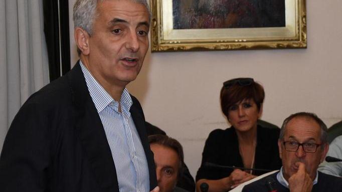 Quagliariello «Referendum, scene surreali»