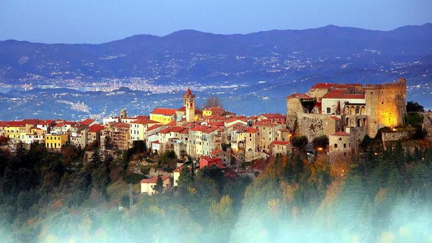 Vino, olio nuovo e visite per la bandiera arancione