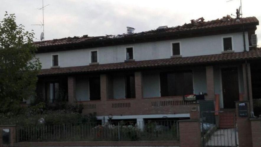 Incendio, villette ancora inagibili