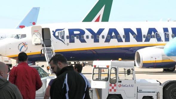 Ryanair, ad Alghero torna la speranza: dalla primavera si vola per l’estero 