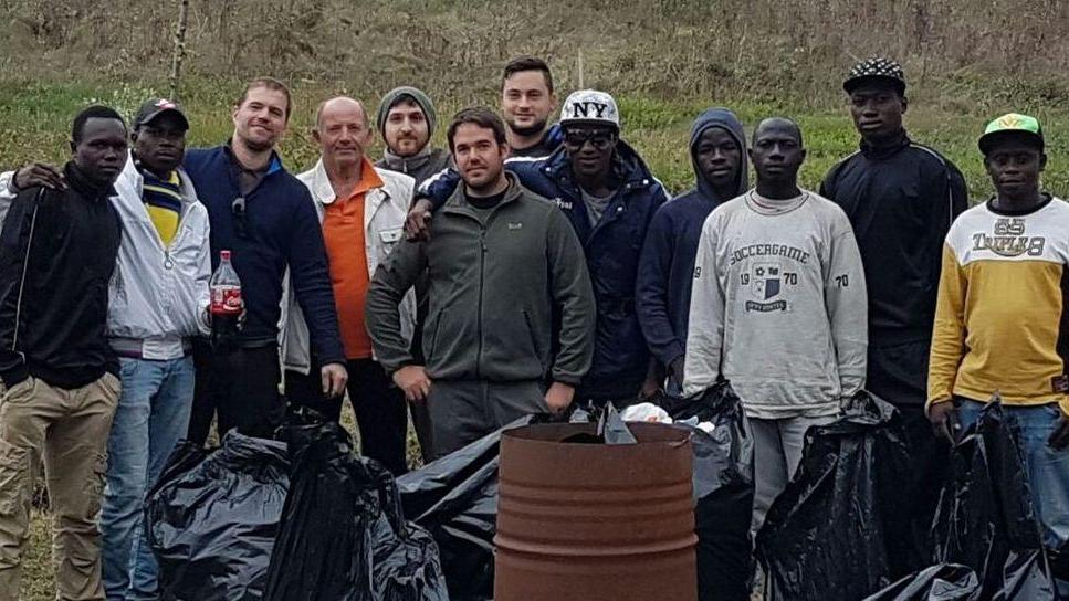 Coi profughi a caccia delle trappole dei pescatori di frodo a San Cesario