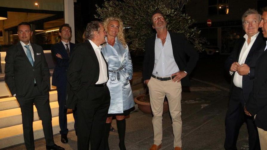 SPORT & turismo