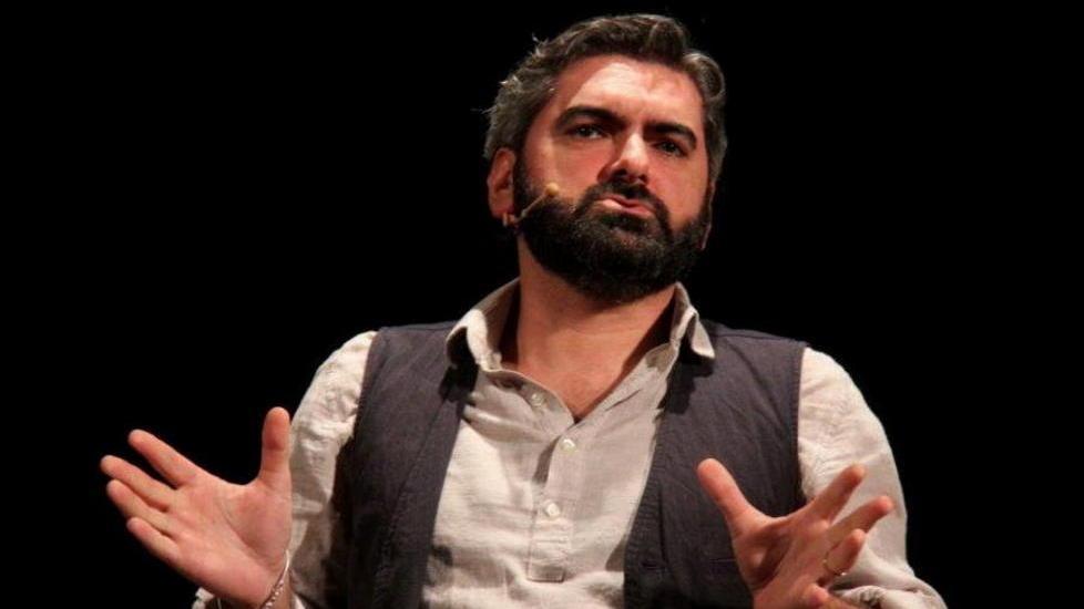 Al Teatrino Fai la comicità di Santomauro
