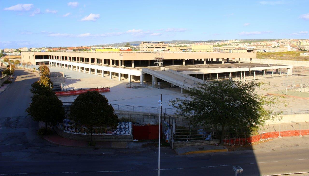 Sassari, Ugo Multineddu torna in pista con un centro per 54 negozi 