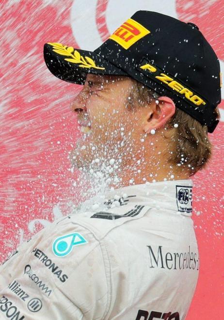 La Mercedes è già iridata, Rosberg è quasi mondiale 