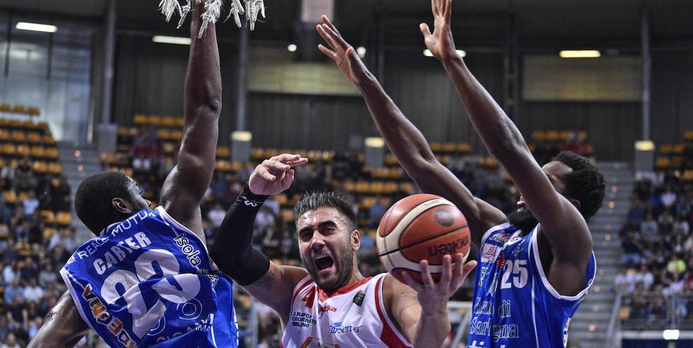 Due punti buttati via, ma la Dinamo c’è 