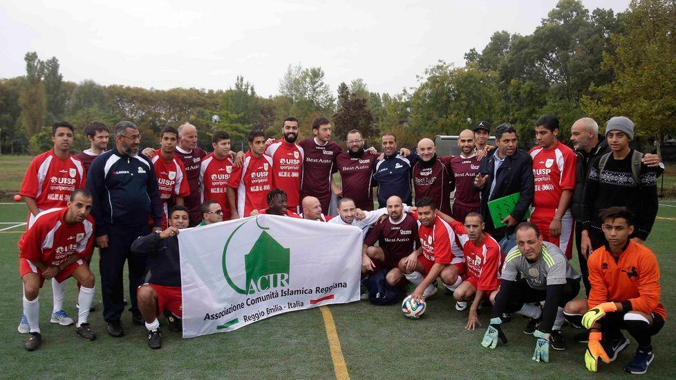 Squadra di giovani islamici affronta gli avvocati