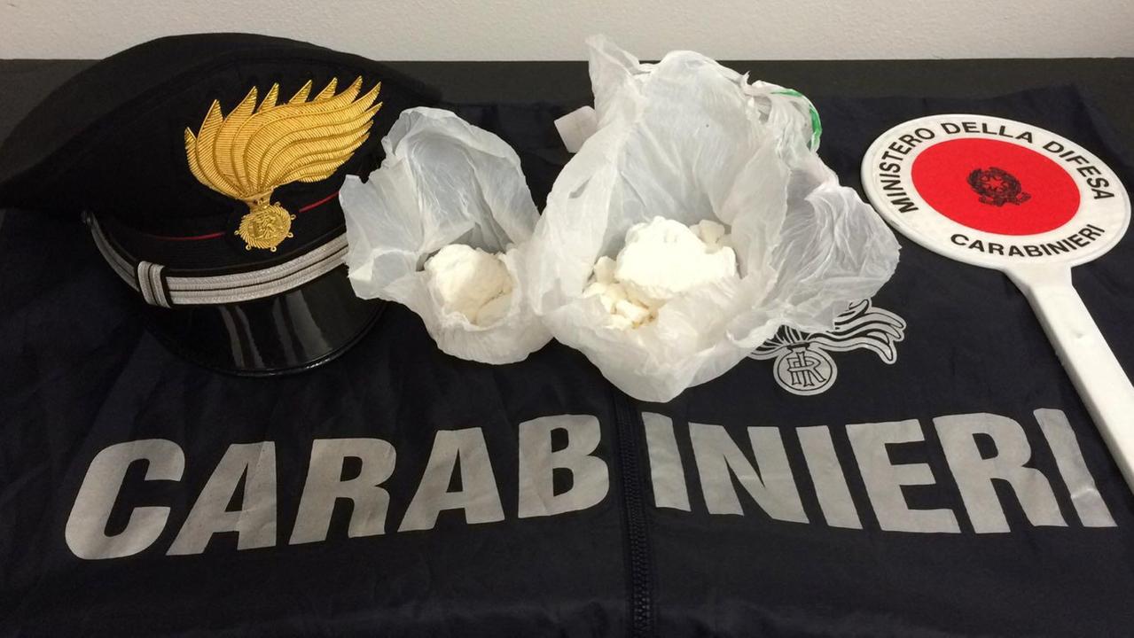 Il sequestro della cocaina effettuato dai carabinieri di Montemurlo