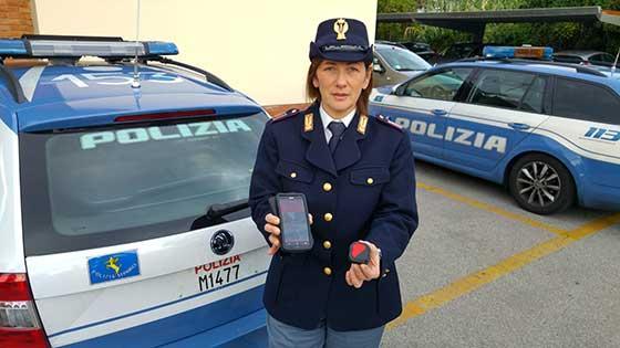 Mette il gps nell'auto della ex: uomo di 54 anni arrestato per stalking - Video 