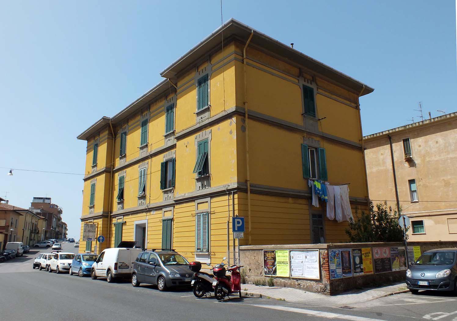 L'edificio di via Veneto, uno dei palazzi Casalp (PaBar)