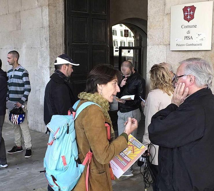 «Destinate le case vuote a chi ha avuto uno sfratto» 