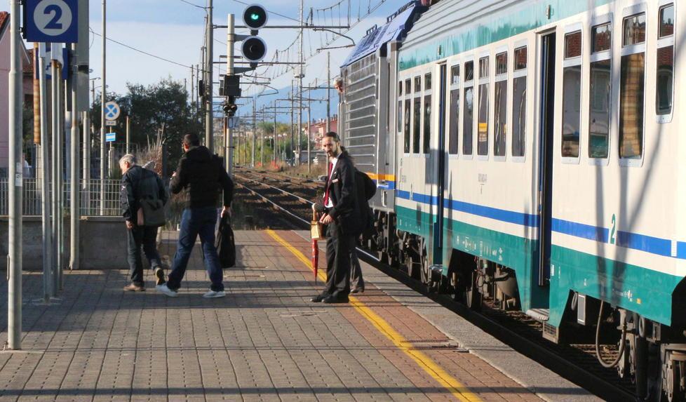 A Torre del Lago i disagi maggiori: 80 minuti di stop 