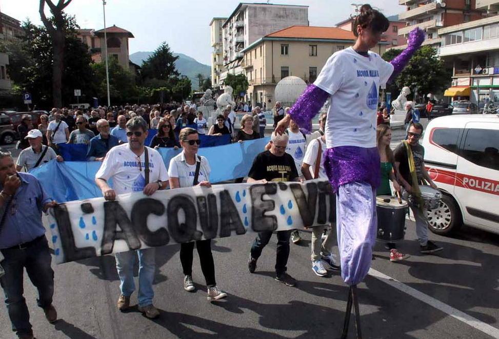 «Dimissioni dei consiglieri, regalano un servizio pubblico»