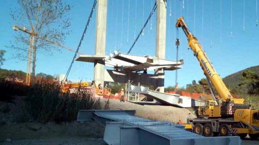 Blitz di Rossi ad Aulla «Bene il ponte di Stadano»