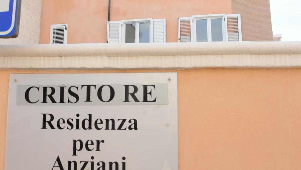 Fuggì dalla casa di riposo e morì, la Procura di Sassari chiede sei condanne 