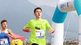 Jacopo Curti campione italiano nei 1200 siepi