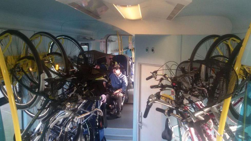Sulla Reggio-Guastalla con 28 biciclette pieghevoli