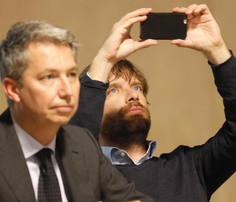 Tanti i No pisani raccolti da Civati 