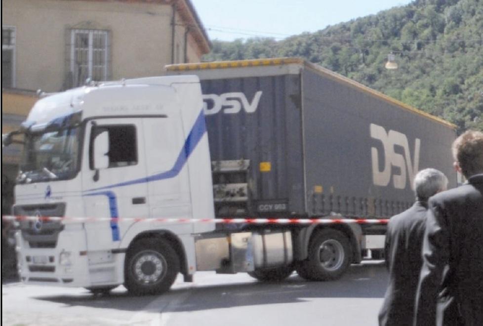 Imprenditore travolto da un tir Condannato il camionista