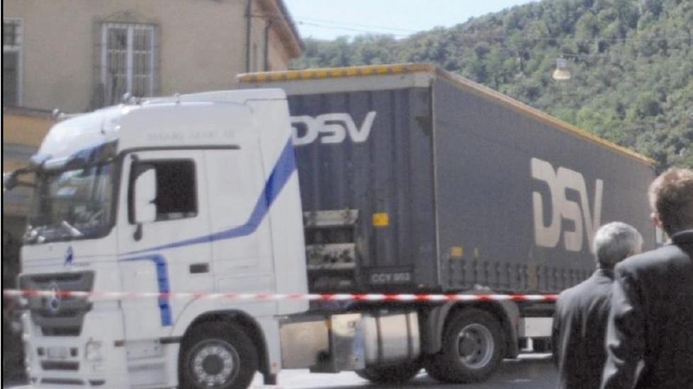 Imprenditore travolto da un tir Condannato il camionista