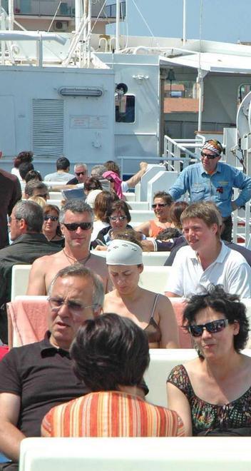 Contributo di sbarco «I sindaci tirino fuori tutti i documenti» 