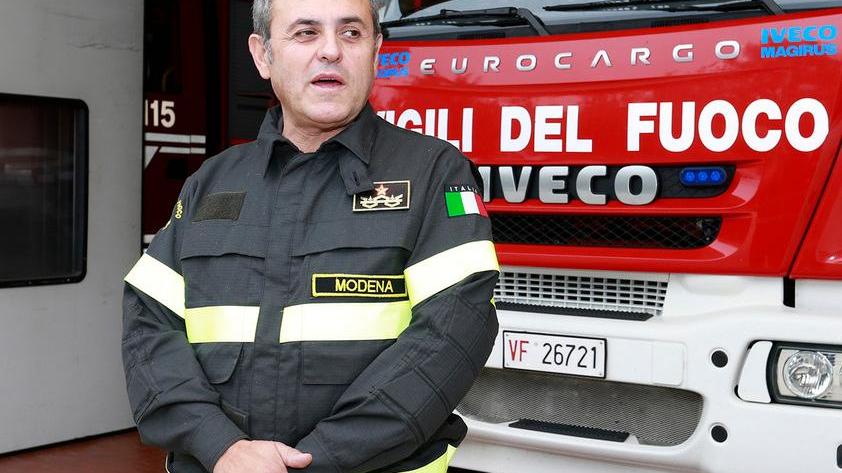 Il comandante dei vigili del fuoco: «Metteremo a posto noi le nostre vecchie caserme»
