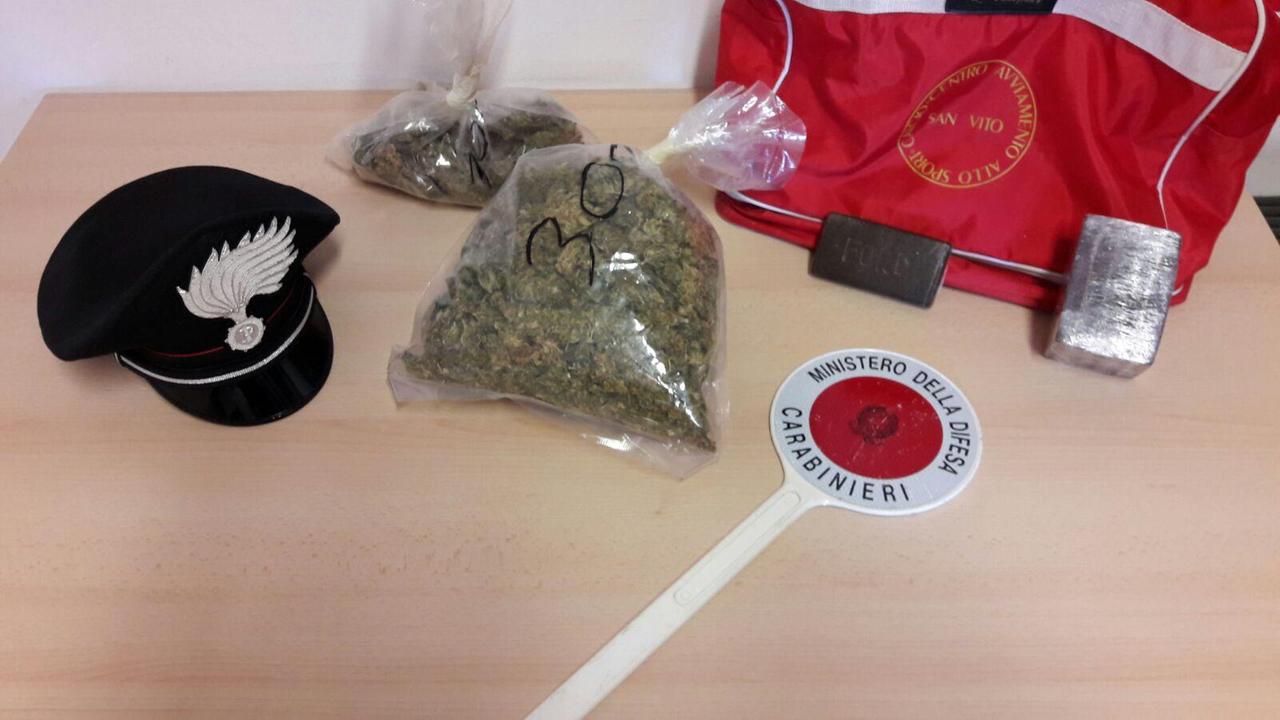 Quartu, un chilo di droga nascosto in un tubo di scolo