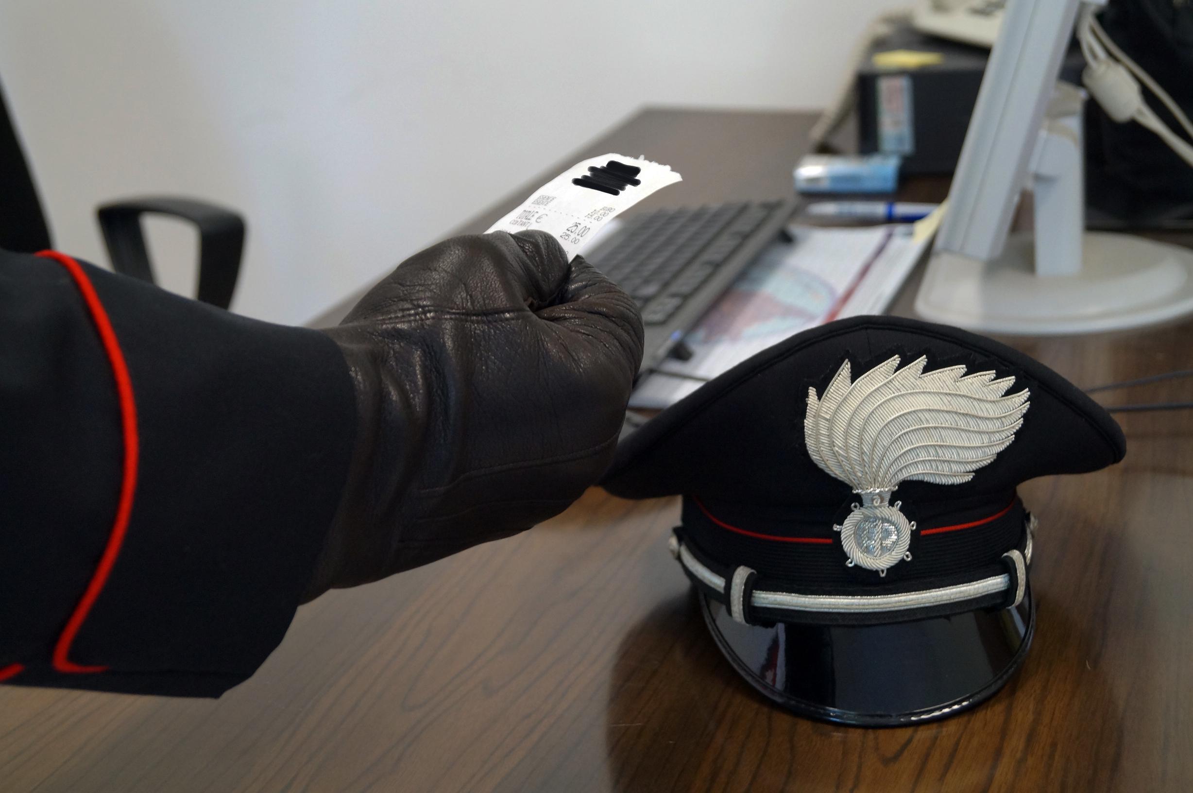 Uno degli scontrini annullati, raccolto dai carabinieri della stazione di Roccatederighi come prova