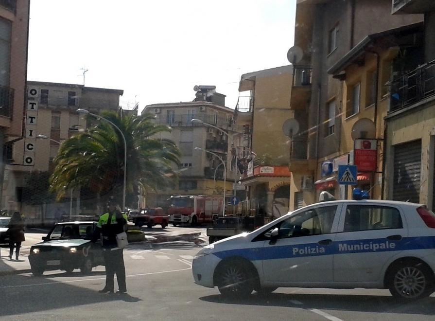 Siniscola, storia di povertà: senza casa con quattro figli 