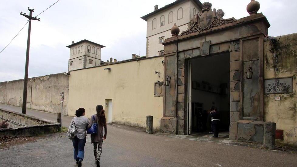 Corleone: «A Natale la chiusura dell’Opg di Montelupo»