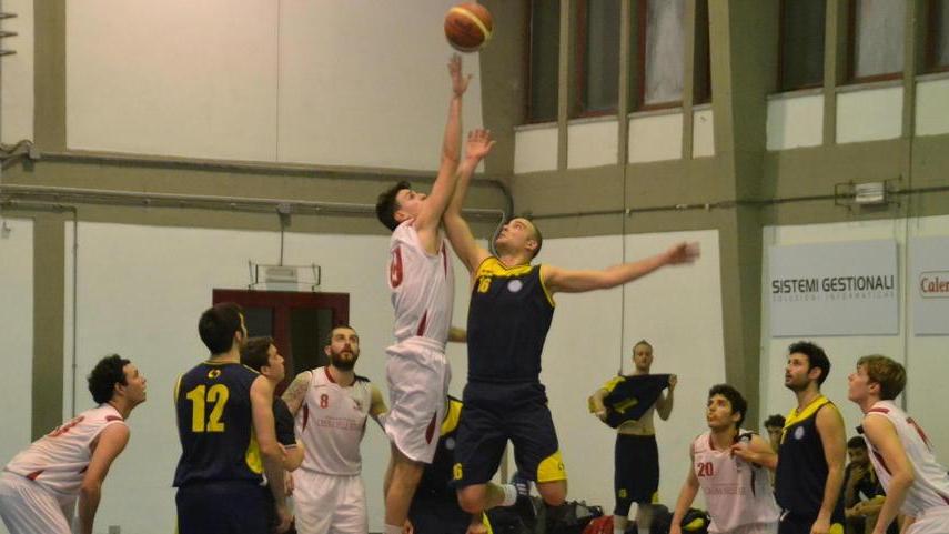 Basket, buona la prima il Cus espugna Venturina